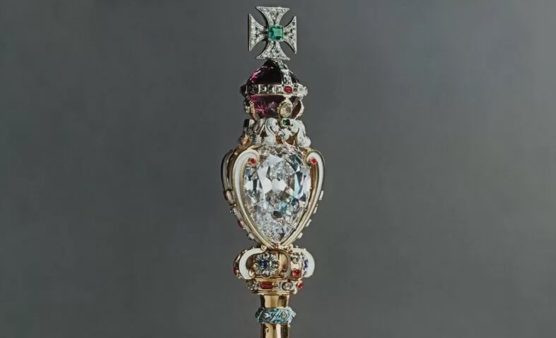 The Great Star of Africa aka Culinan 1 Diamond weights 530 carats! Great Star of Africa Culinan 1 Diamond